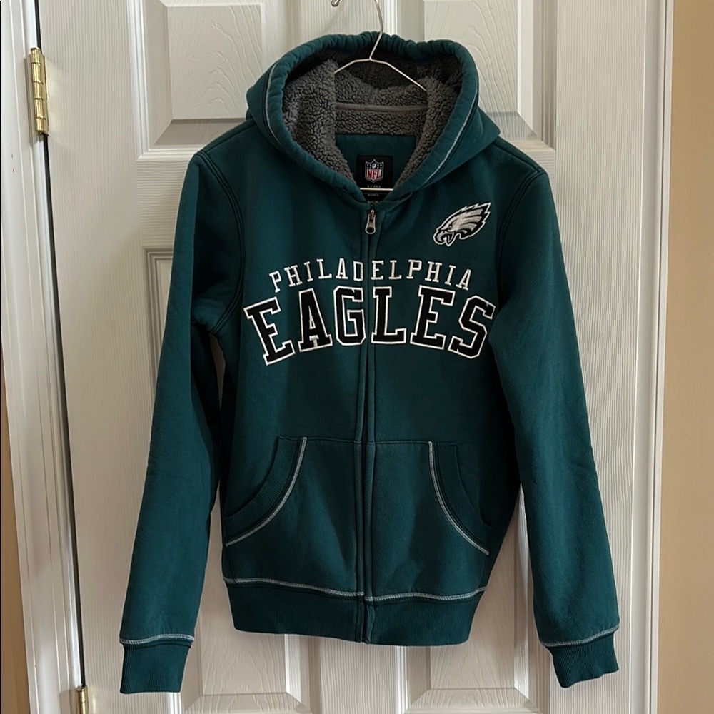 Women’s fleece lined embroidered Philadelphia Eagles Hoodie
